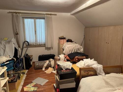 Zimmer im Dachgeschoss - 