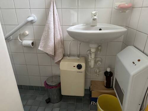 WC - 
