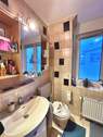 Tageslicht Bad mit Badewanne - 