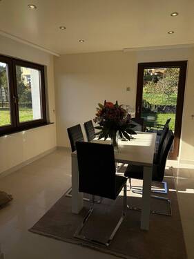 Esszimmer - Excl. Bungalow in sonniger, ruhiger Wohnlage in Merzig-OT zu verkaufen.