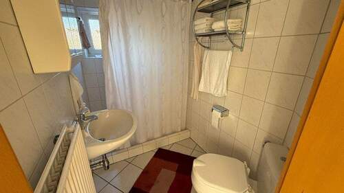 Weiteres Tageslichtbad im EG - 