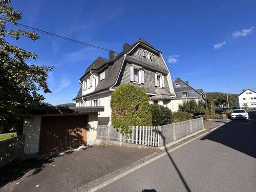 Straßenansicht - 7 Zimmer Einfamilienhaus zum Kaufen in Unnau