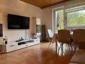 Wohn-Esszimmer (Balkon) - Etagenwohnung mit 60,00 m² in Hamburg zum Kaufen