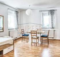Zentral wohnen: Teilmöblierte 2-Zi-Wohnung mit Flair! - Forchheim