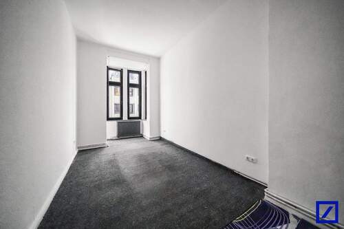 Schlafzimmer 1.OG links - 