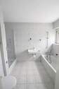 Bad mit Wanne & Dusche - 