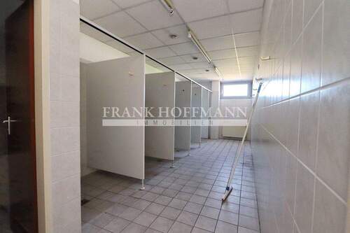 M2078 EG Duschraum - 