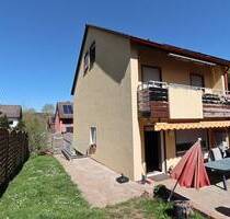 Reiheneckhaus mit Garage - 399.000,00&nbsp;EUR Kaufpreis, ca.&nbsp; 120,00&nbsp;m&sup2;&nbsp;Wohnfl&auml;che in Langenzenn (PLZ: 90579)