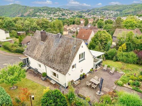 Impressionen - 4 Zimmer Mehrfamilienhaus, Wohnhaus zum Kaufen in Betzdorf