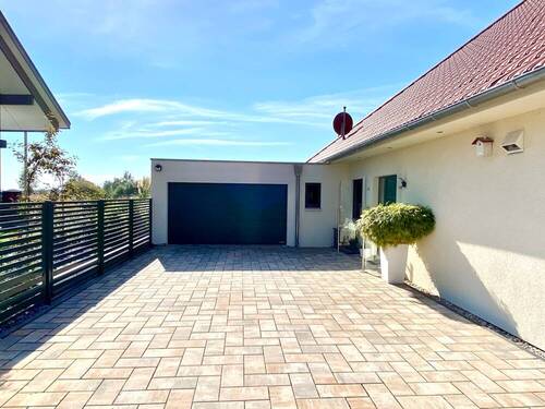 Garagenzufahrt - 