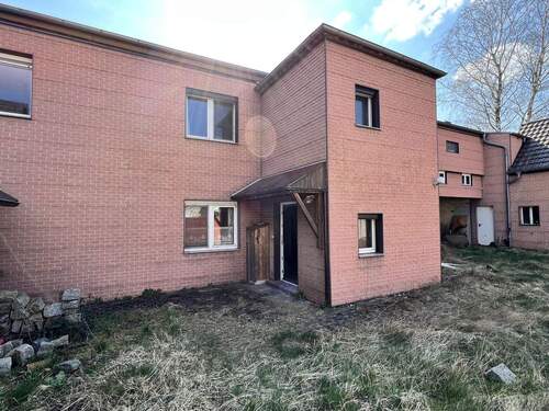 Hofansicht - Einfamilienhaus mit 127,00 m² in Lauchhammer zum Kaufen