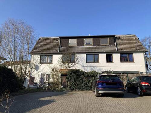 Rückseite des Hauses - Provisionsfrei: 7,1% mit MFH in HB-Arbergen