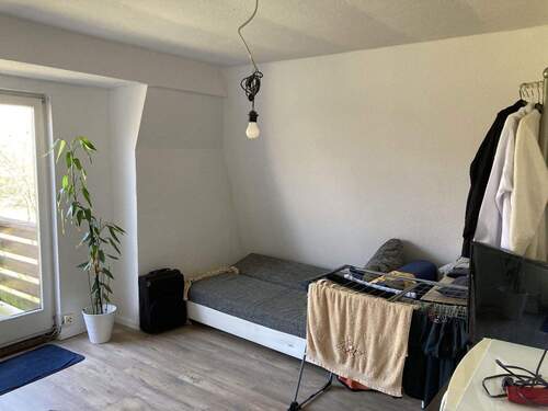2.OG hinten Zimmer 1 - 