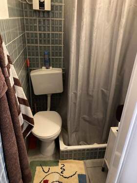 EG 1Zi-Wohnung vorne Bad - 
