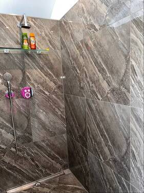 Dusche im Eltern-Bad - 