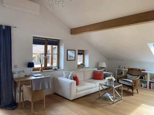 Wohnzimmer1 - 2 Zimmer Etagenwohnung in Bad Feilnbach