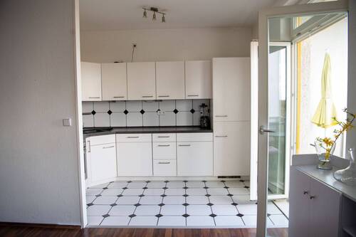 Voll ausgestattete Einbauküche - 2 Zimmer Etagenwohnung in Berlin