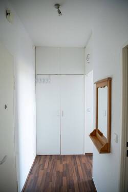 Einbauschrank im Flur... - 