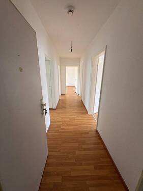 Wohnung mit Laminat - 