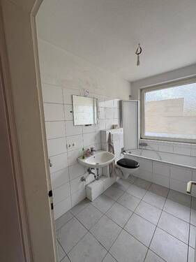 Bad mit Fenster - 