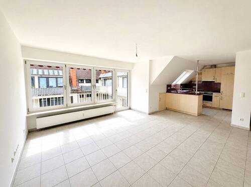 Wohnbereich (KI Helligkeit) - 3 Zimmer Etagenwohnung in Großostheim