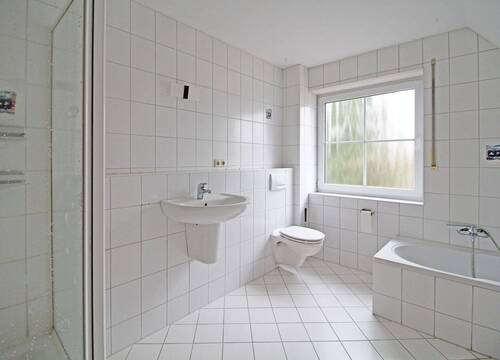 Badezimmer im Obergeschoss - 