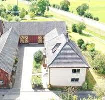 TRAUMHAFTER MÄRCHEN DREISEITENHOF + WOHNHAUS + WOHNUNG (18 PFERDEBOXEN MÖGLICH) oder BAUTRÄGEROBJEKT FÜR WOHNUNGSBAU oder GASTRO FACHWERK REITERHOF - Itzgrund Gleußen