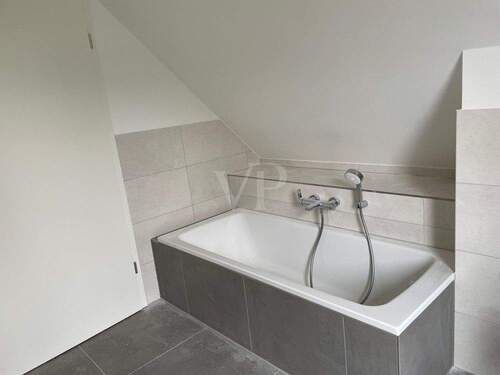 Badewanne im Obergeschoss - 