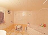 Badezimmer im Untergeschoss - 