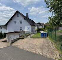 Rentabeles 3 Fam-Haus mit Doppelgarage - Bad Zwesten