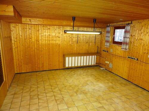 Hobbyraum-Büro - 