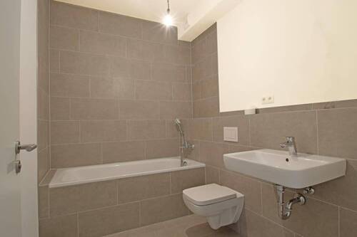 Großzügiges Vollbad - 