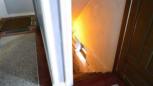 Treppenhaus / Keller - 