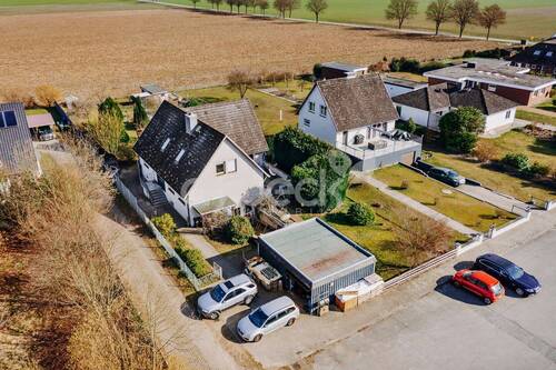 Außenansicht - Einfamilienhaus mit 210,00 m&sup2; in Barnstedt zum Kaufen