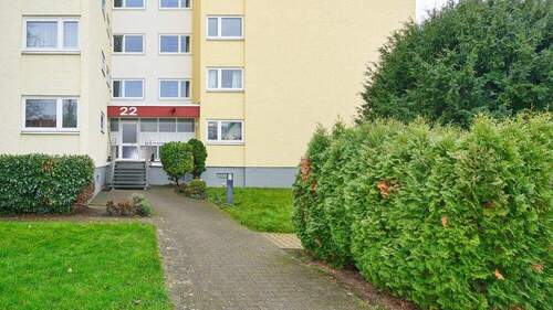 Bild 2 - 3 Zimmer Etagenwohnung zum Kaufen in Korntal-Münchingen