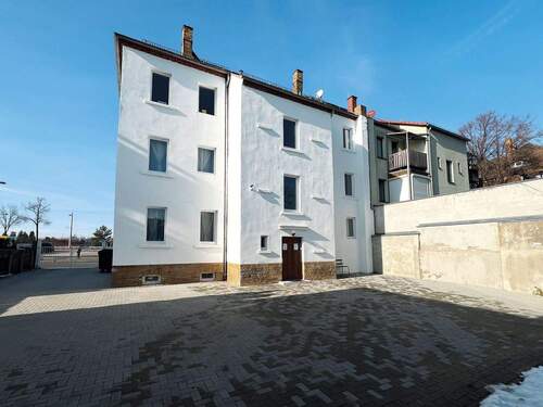 Rückseite Objekt - 1 Zimmer Mehrfamilienhaus, Wohnhaus zum Kaufen in Leipzig