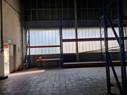 Halle 4 (3) - 