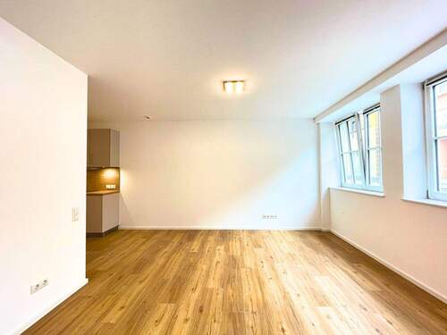 Ess-/Wohnzimmer - 