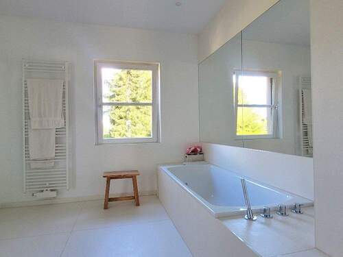 Badezimmer im Obergeschoss - 