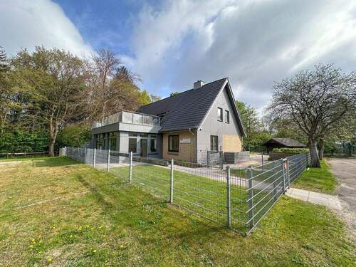 ehemal. Kindergarten - Vielseitiges Gebäudeensemble mit Geschichte - Schule, Kindergarten & Wohnhaus auf großem Grundstück