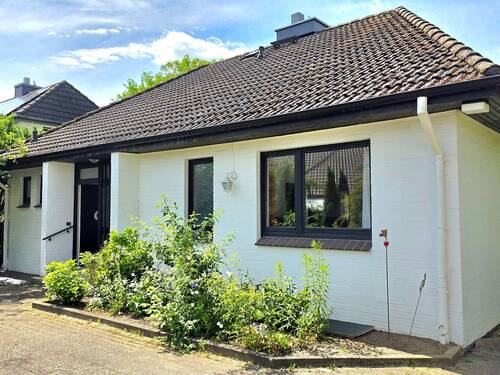 Außenansicht - 4 Zimmer Einfamilienhaus in Glinde