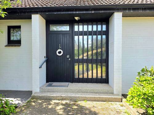 Außenansicht - Einfamilienhaus mit 150,00 m&sup2; in Glinde zum Kaufen
