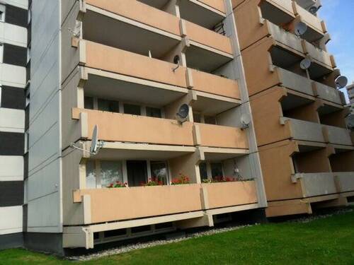 Außenansicht - Gemütliches 1-Zi.-Appartment mit Küchenzeile und Loggia zum RMD-Kanal