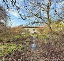 Teilbares Grundstück mit Einfamilienhaus: Wohnen auf einer Ebene - Berlin Bohnsdorf