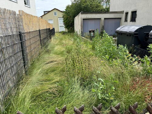 Breite Zufahrt - Grundstück zum Kaufen in Kaufering