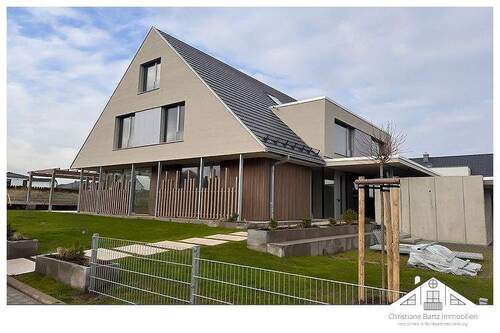 Hausansicht_Zugang - 5 Zimmer Doppelhaushälfte zur Miete in Wismar