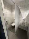 Kleine Toilettenkabine - 