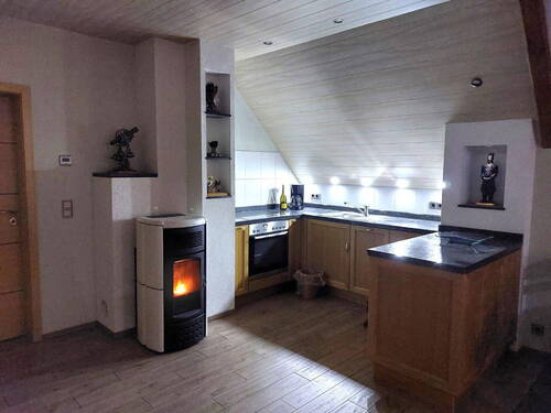 Küche und Pelletofen OG - 