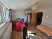 Zimmer 3 - 