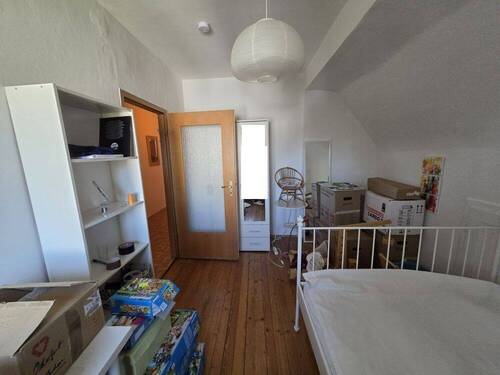 Zimmer 4 - 